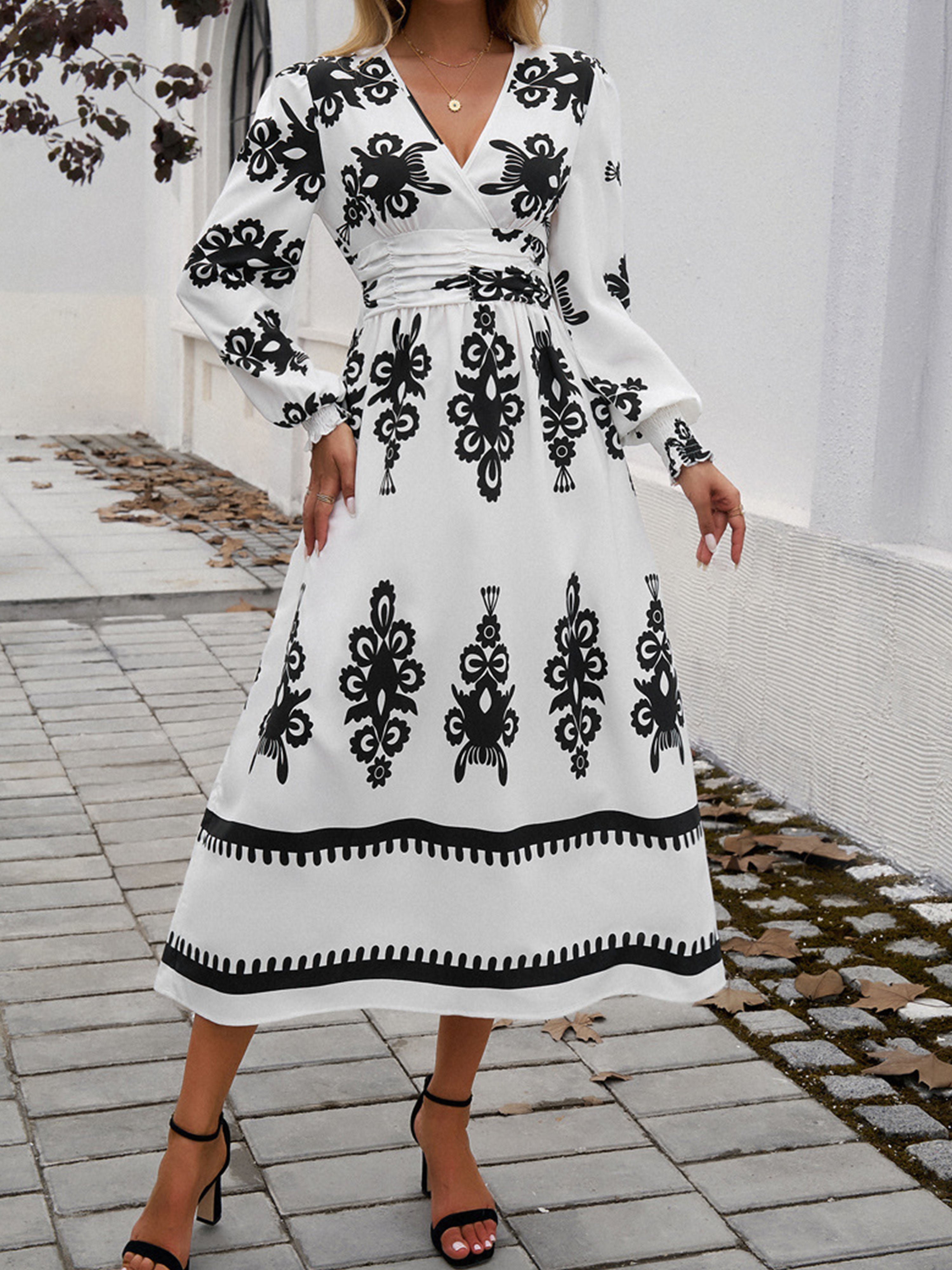 White Color Blocking Empire Waist Long Sleeves V Neck Wedding Guest Dress