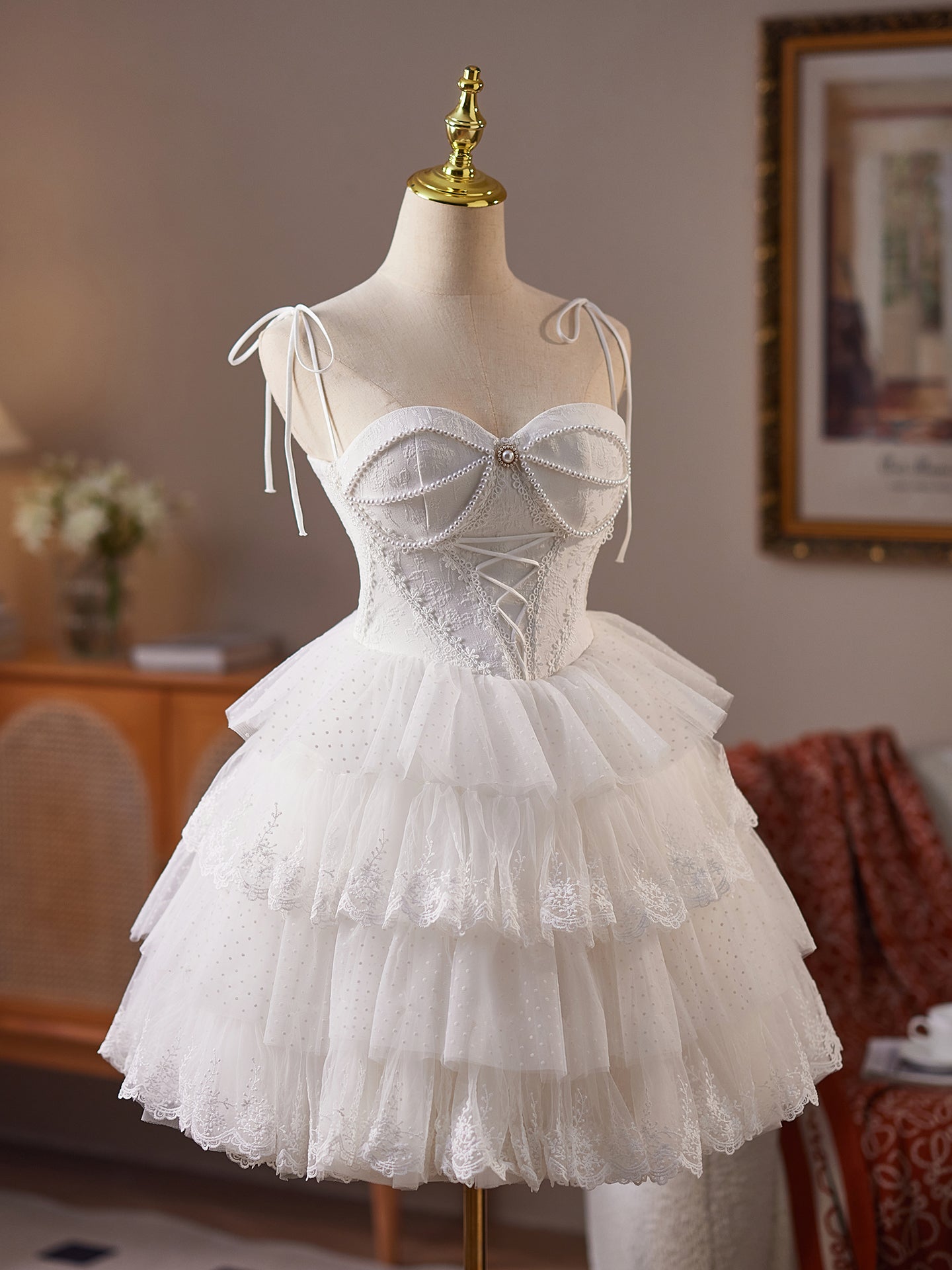 Sweetheart A Line Layers White Spaghetti Straps Short Homecoming Dress Sweetheart A Line Layers White Spaghetti Straps Short Homecoming Dress