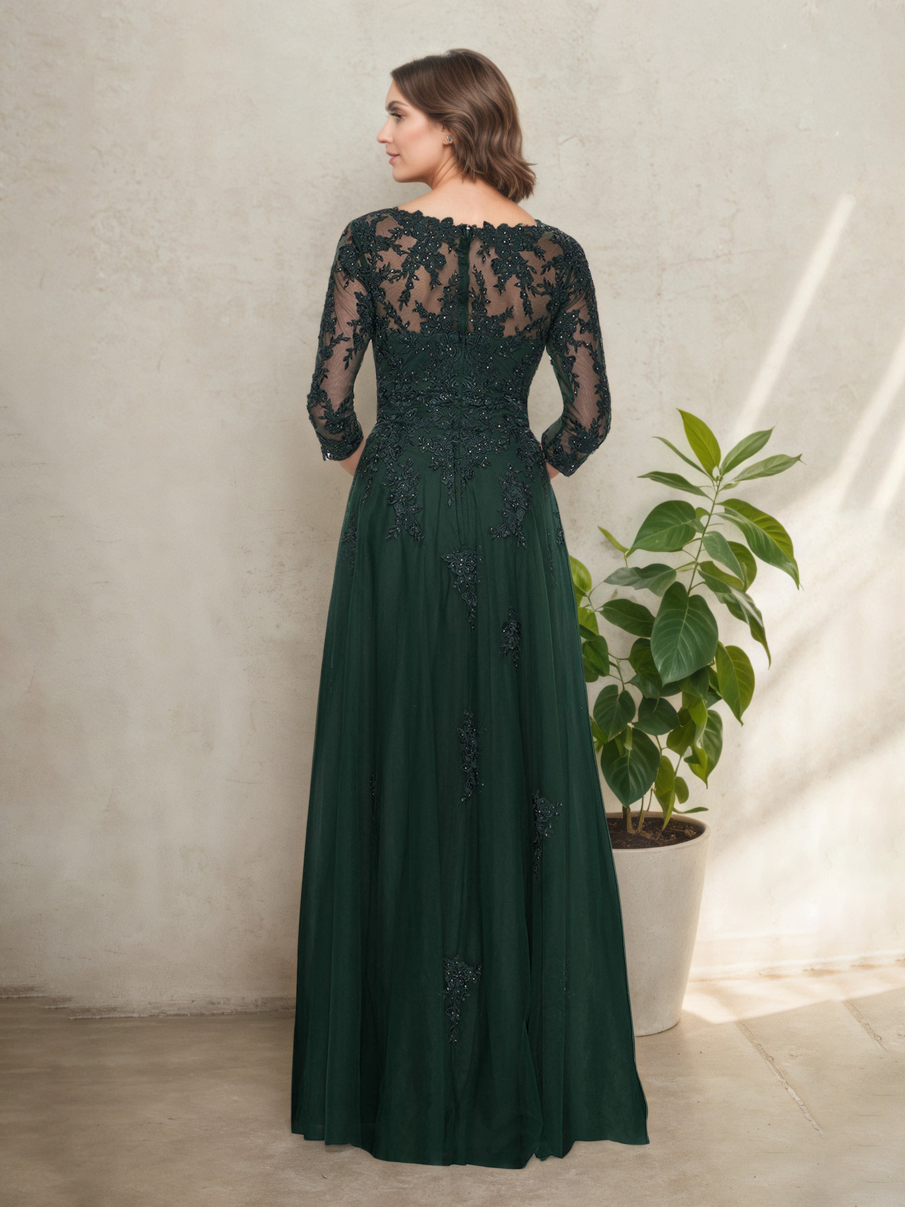 Dark Green Illusion V-Neck Lace 3/4 Sleeves Mother Of The Bride Dresses