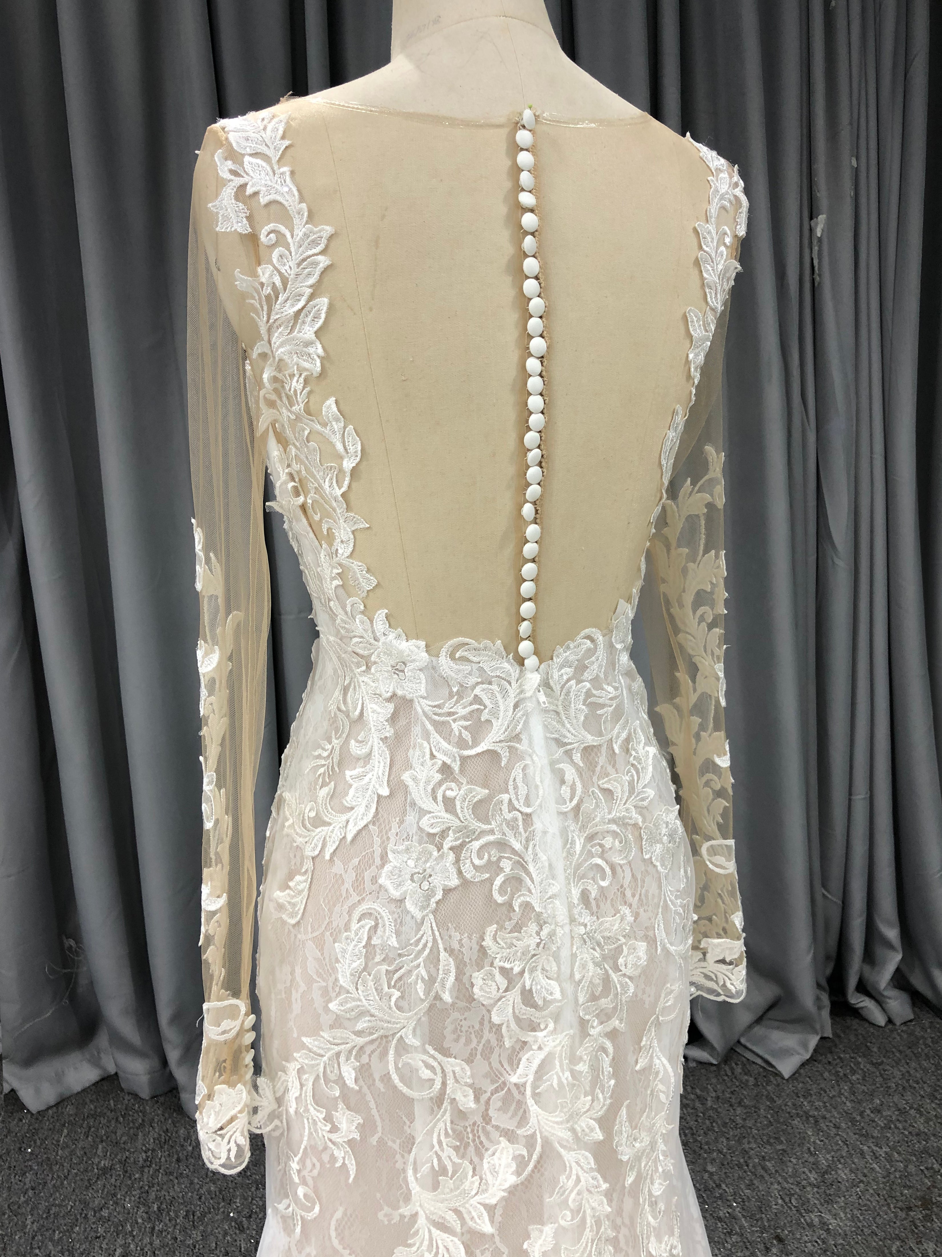 Long sleeves Lace Mermaid Wedding Dress With Train C0019