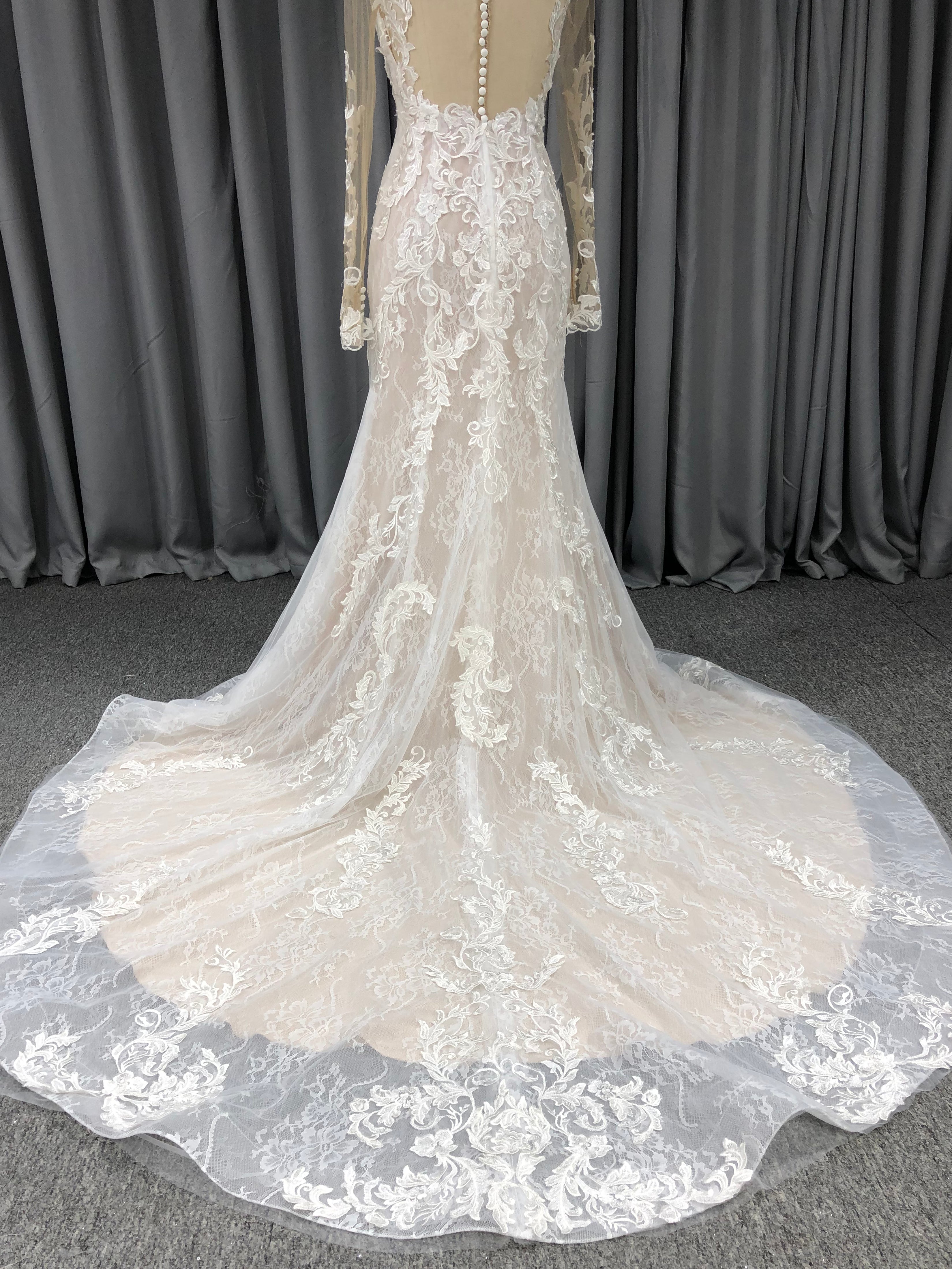 Long sleeves Lace Mermaid Wedding Dress With Train C0019