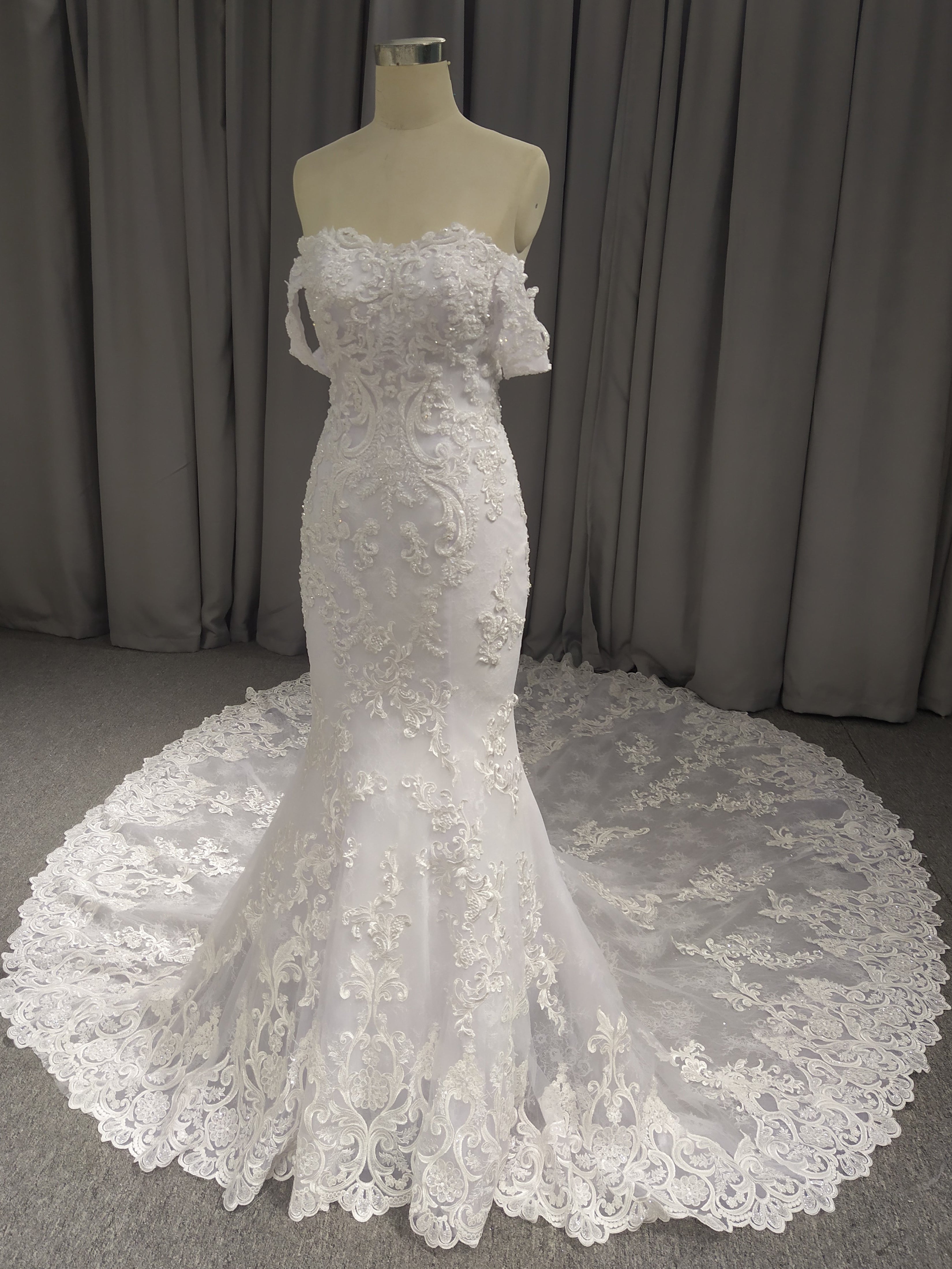 Sweetheart Neck Off The Should Mermaid Wedding Dress With Long Train C Sweetheart Neck Off The Should Mermaid Wedding Dress With Long Train C