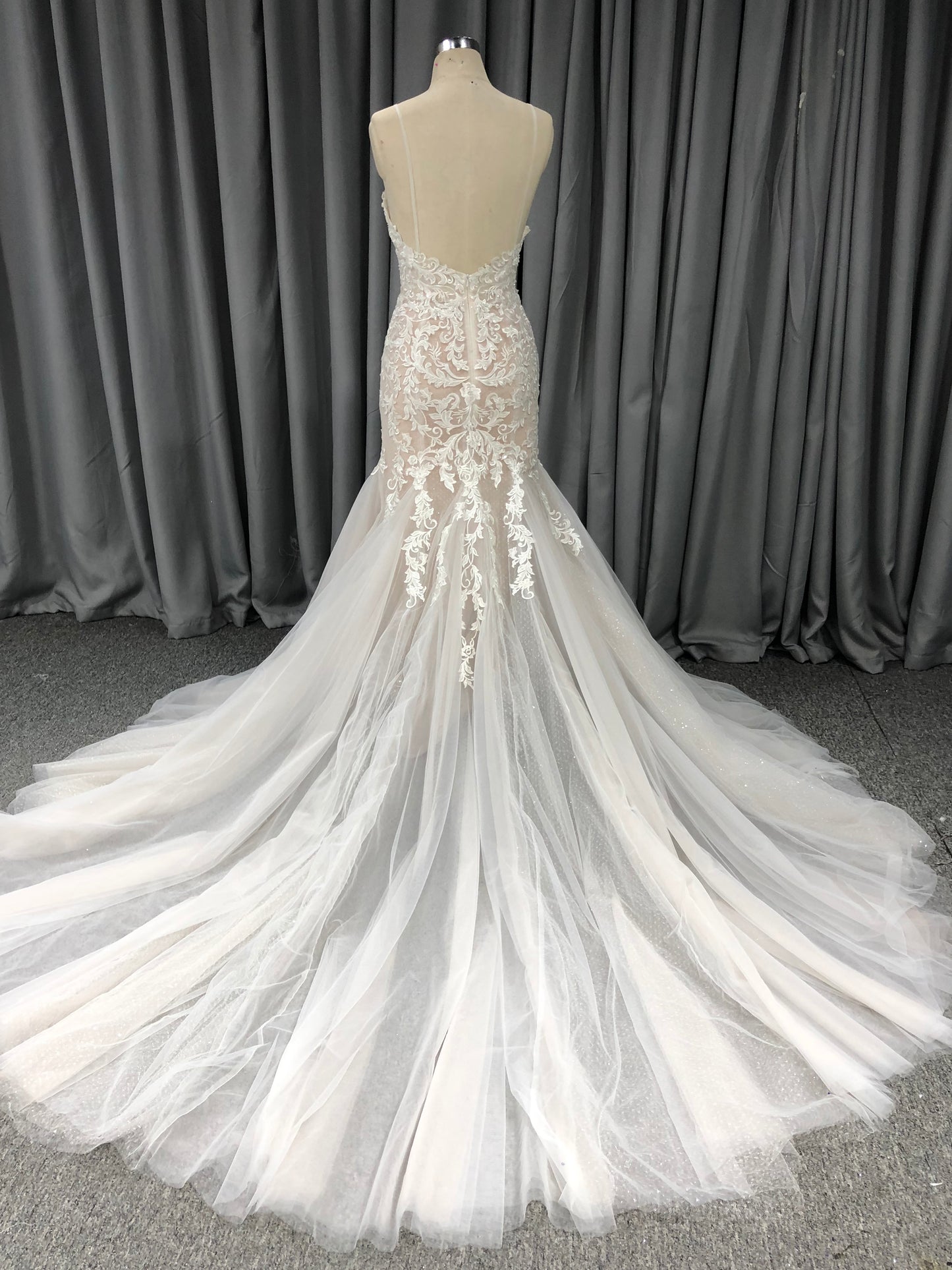 Spaghetti Straps Tulle With Lace Mermaid  Wedding Dress With  Train C0029
