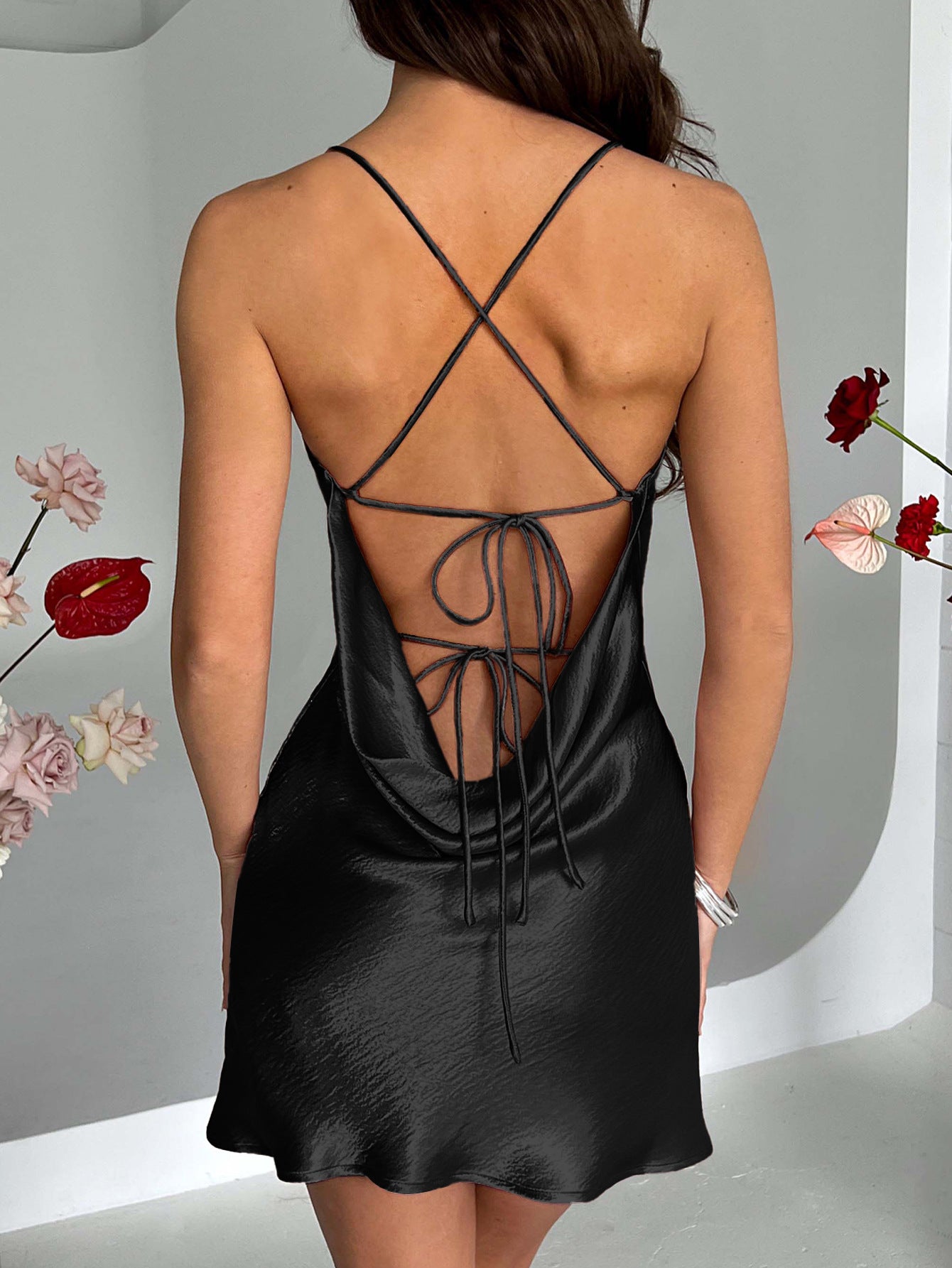 Sheath/Column Black Spaghetti Straps Criss-Cross Wedding Guest Dress
