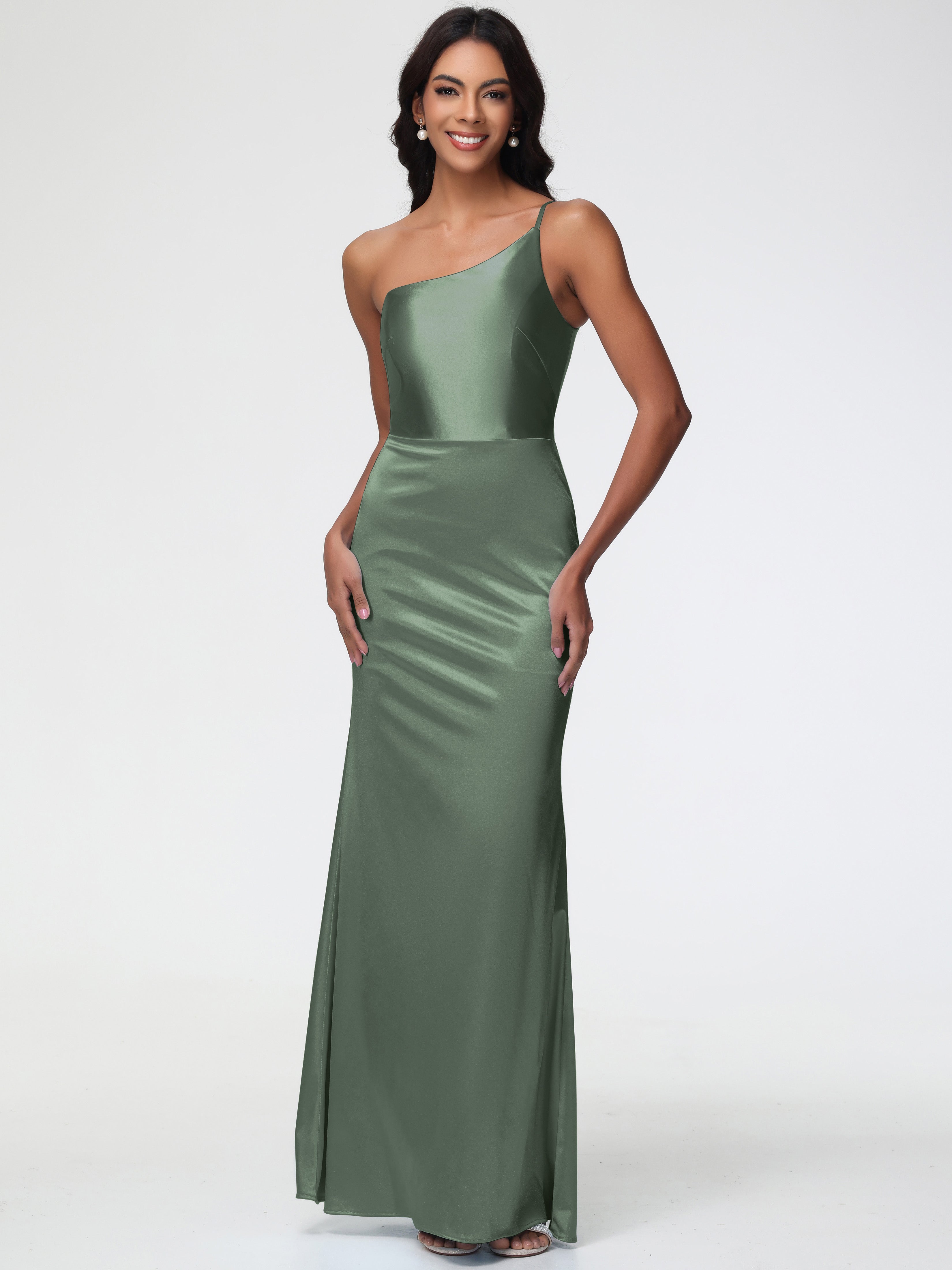 minimal formal dress 18 Of The Best Minimalist Dresses That Are Perfect for Parties This Year