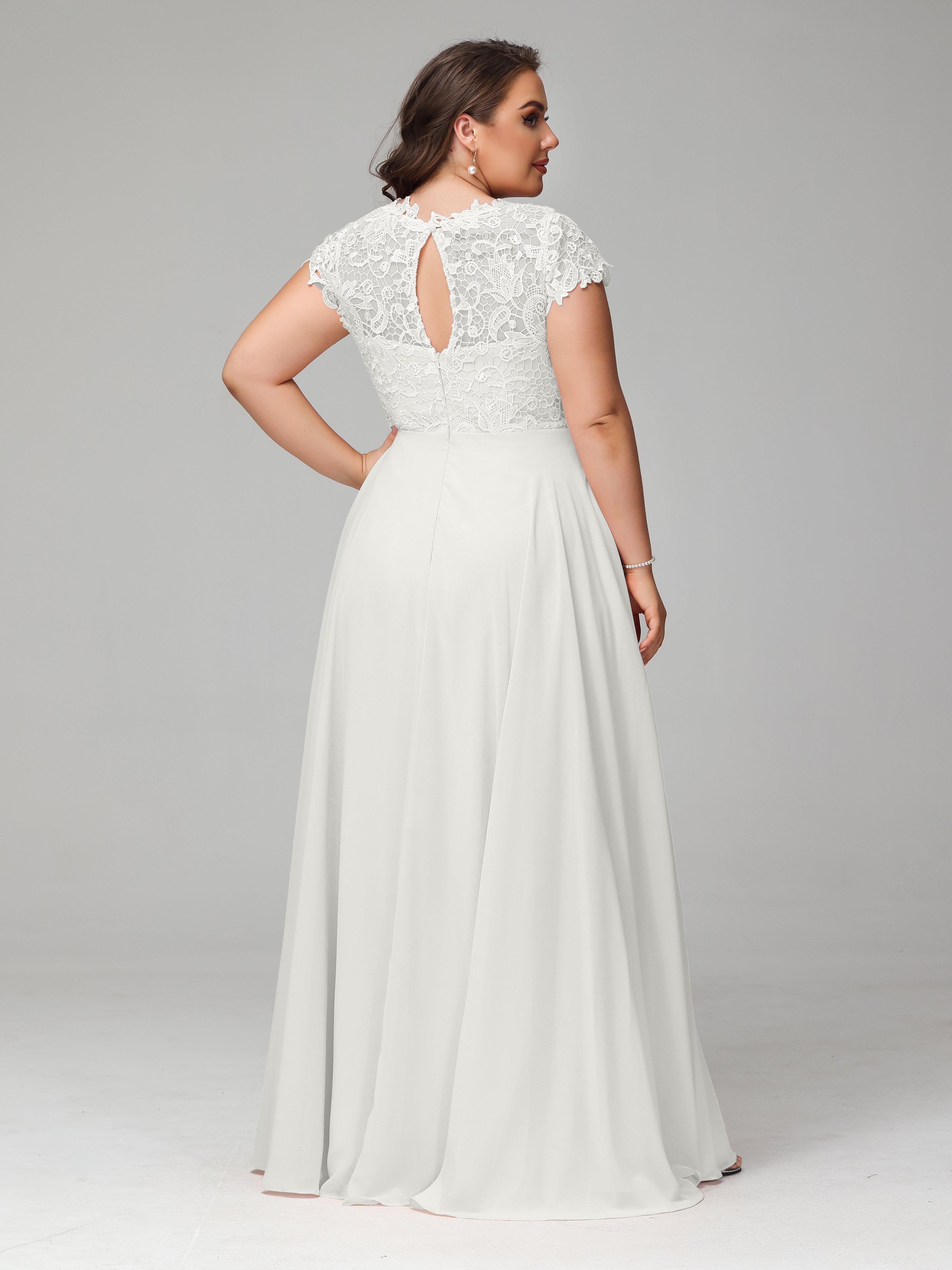 Crew Neck Delicate Chiffon Plus Size Mother of the Groom Dresses