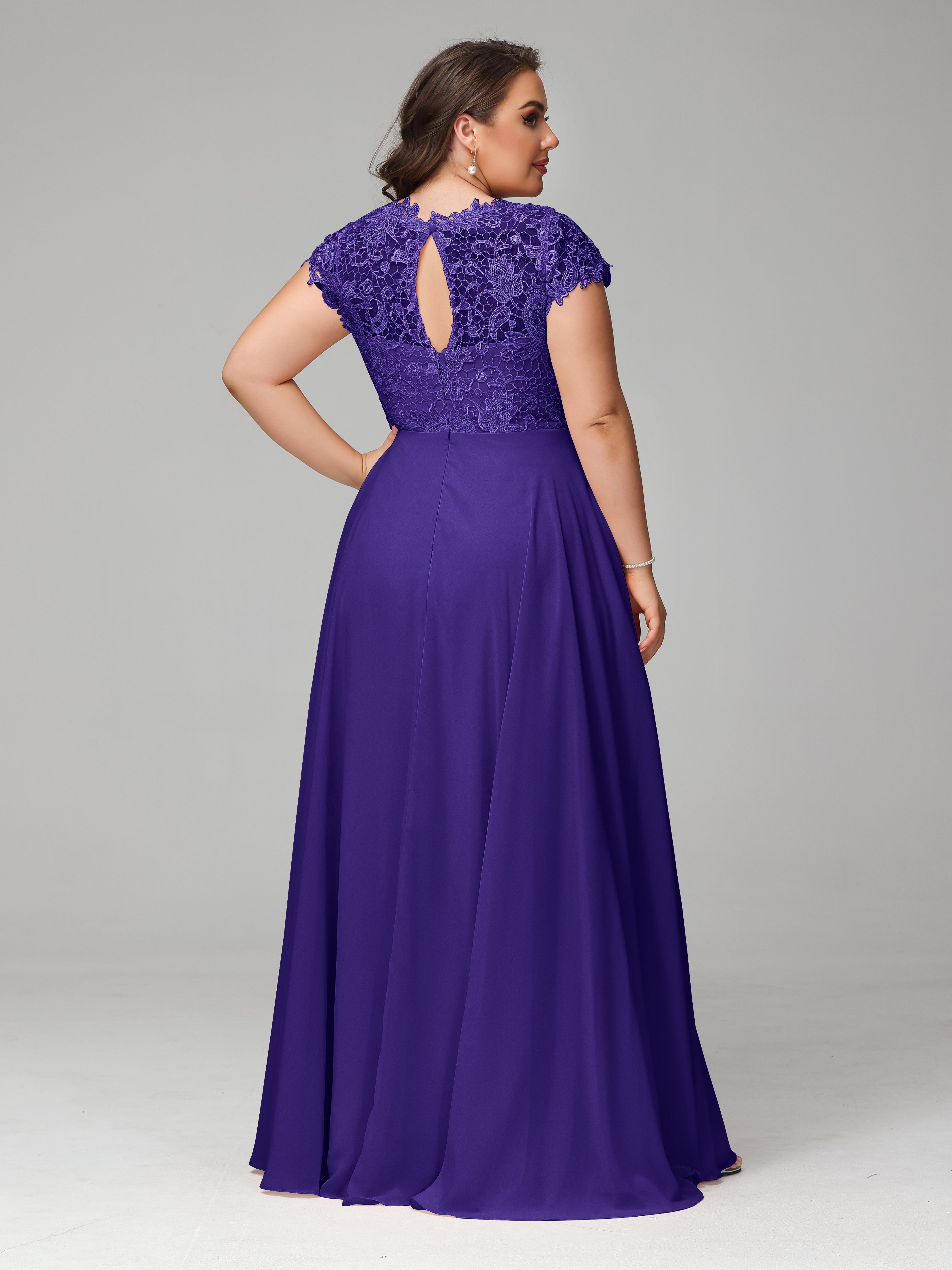 Crew Neck Delicate Chiffon Plus Size Mother of the Groom Dresses