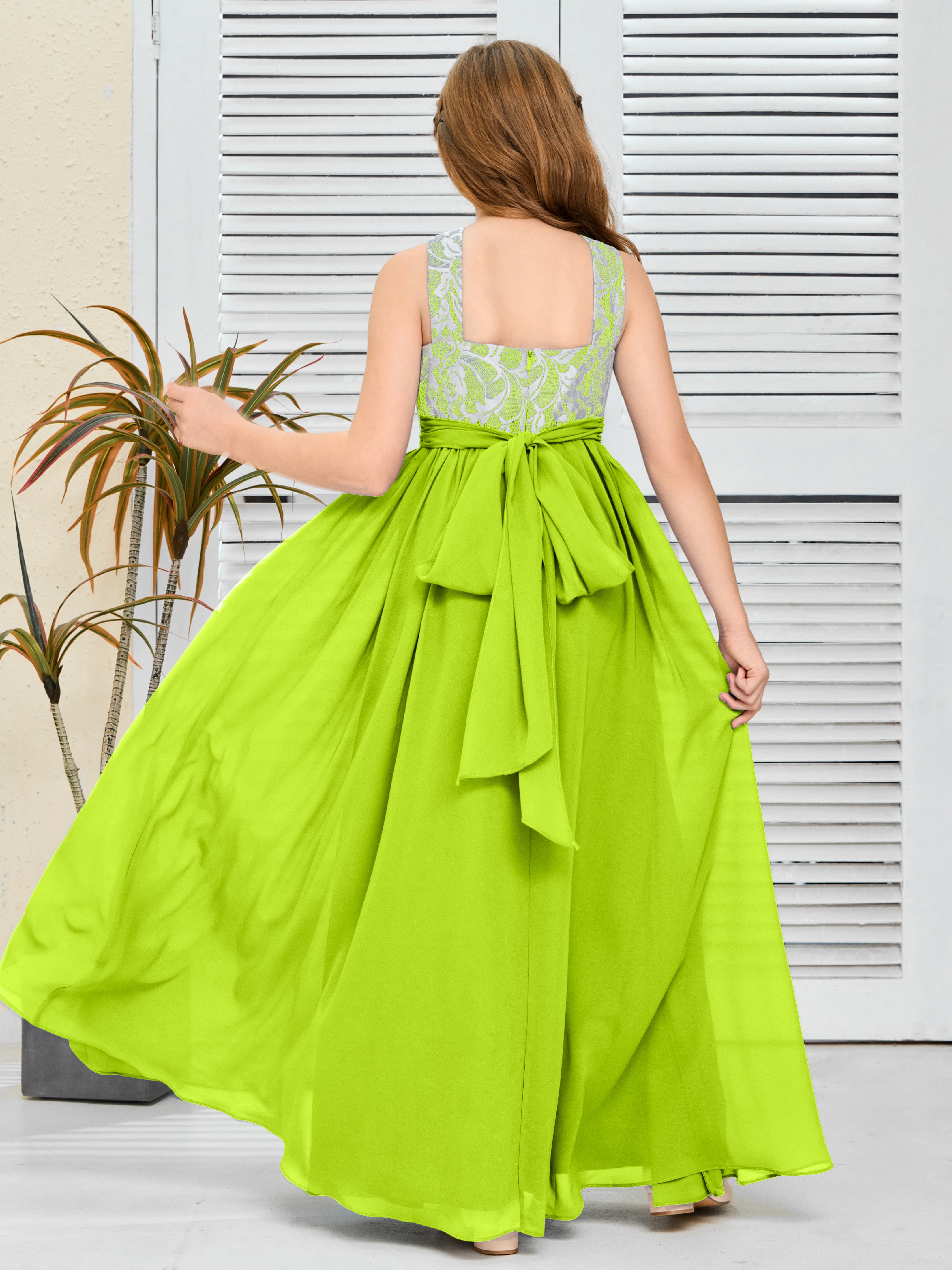 Sleeveless A Line Chiffon Lace Junior Bridesmaid Dress