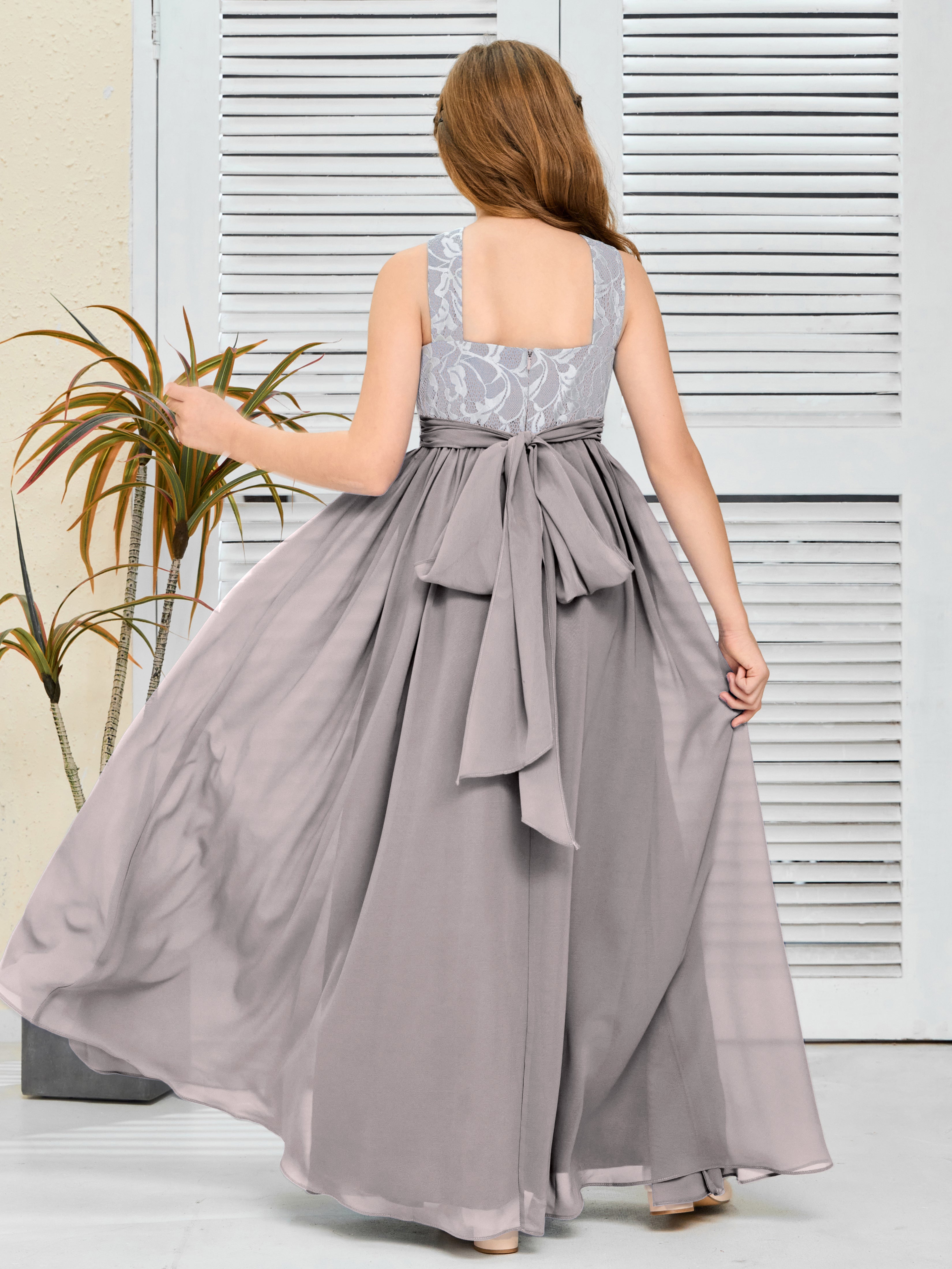 Sleeveless A Line Chiffon Lace Junior Bridesmaid Dress