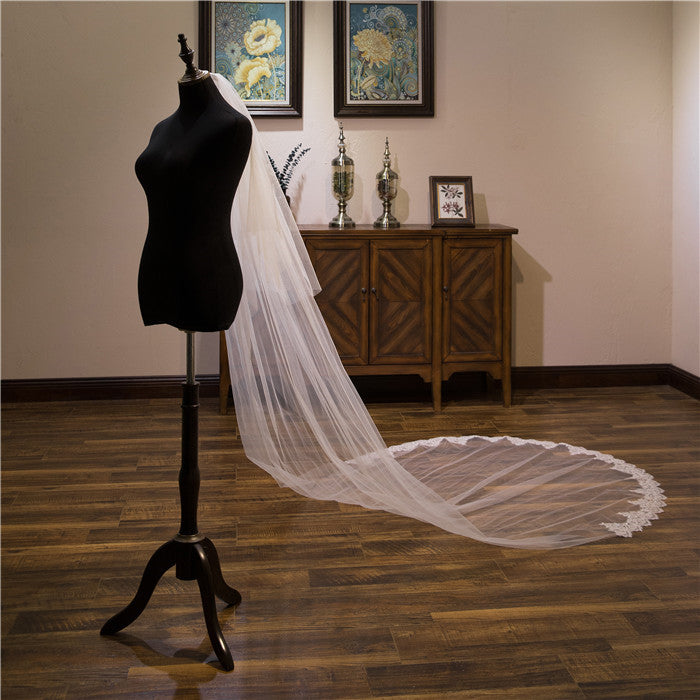 Wedding Veil Two-Tier Tulle Lace Edge Chapel Veils Sequins Appliques TS91033