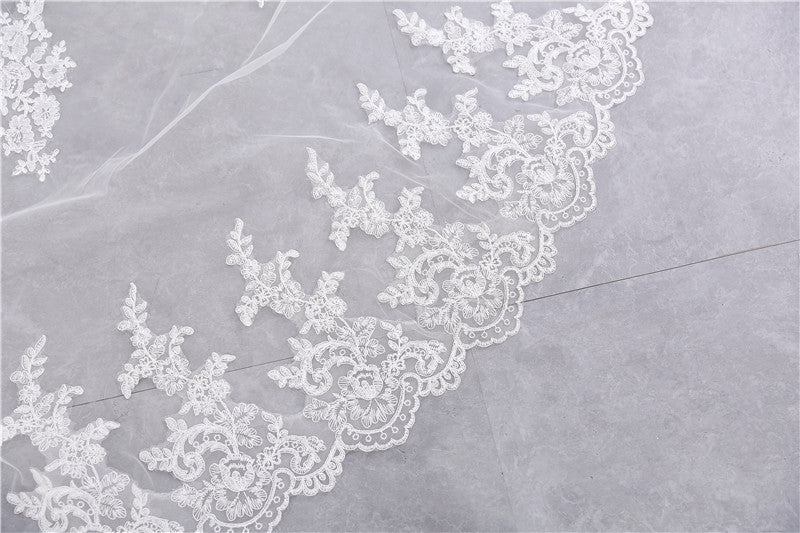 Wedding Veil Two-Tier Tulle Lace Edge Chapel Veils Appliques TS91047