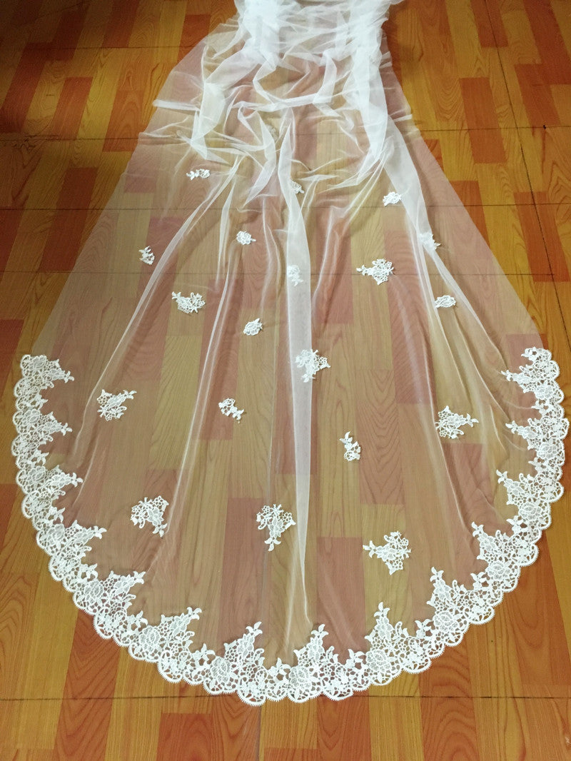 Wedding Veil Two-Tier Lace Edge Tulle Cathedral Veils Appliques TS9017