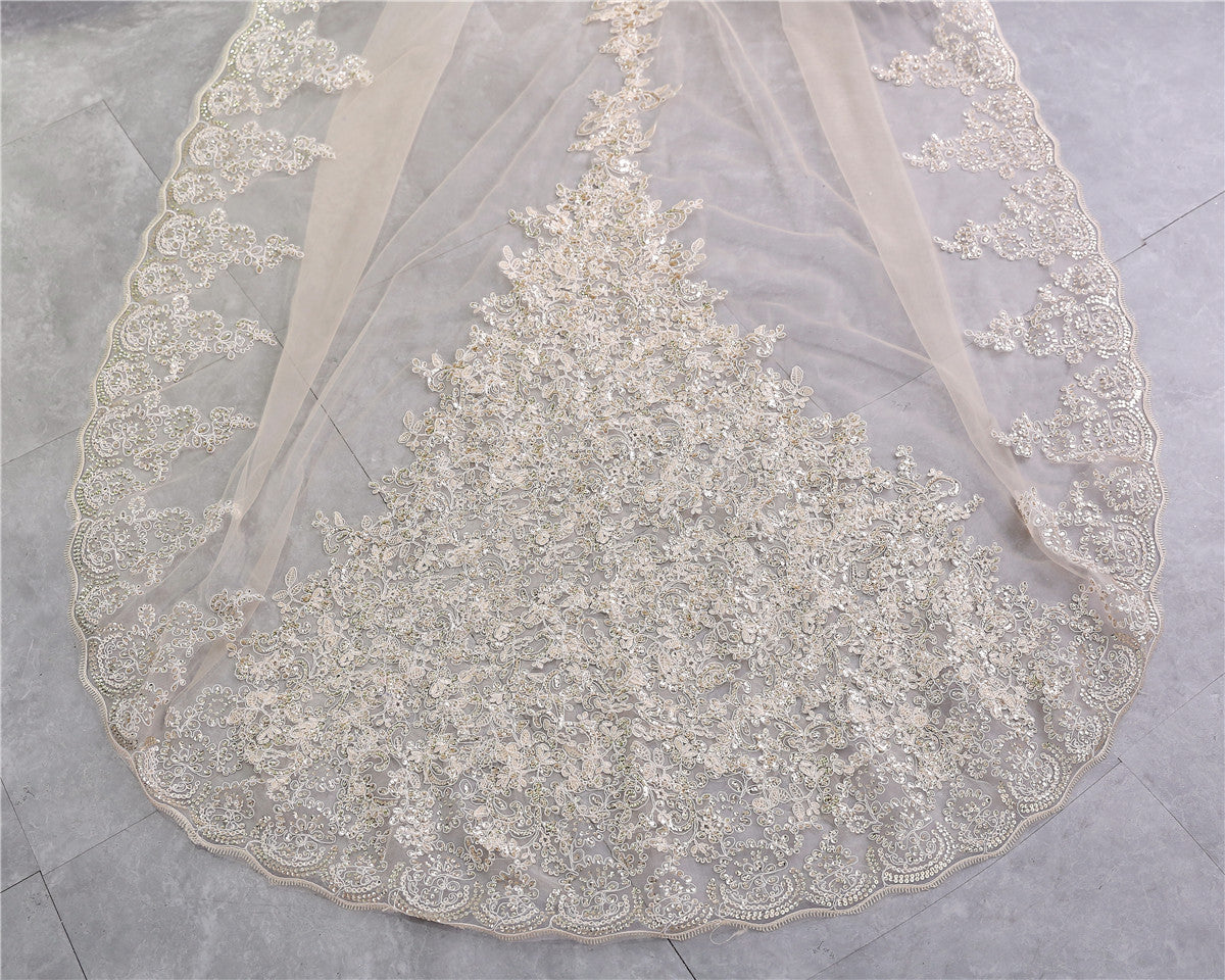 Wedding Veil One-Tier Lace Edge Tulle Cathedral Veils Sequin Appliques TS9009