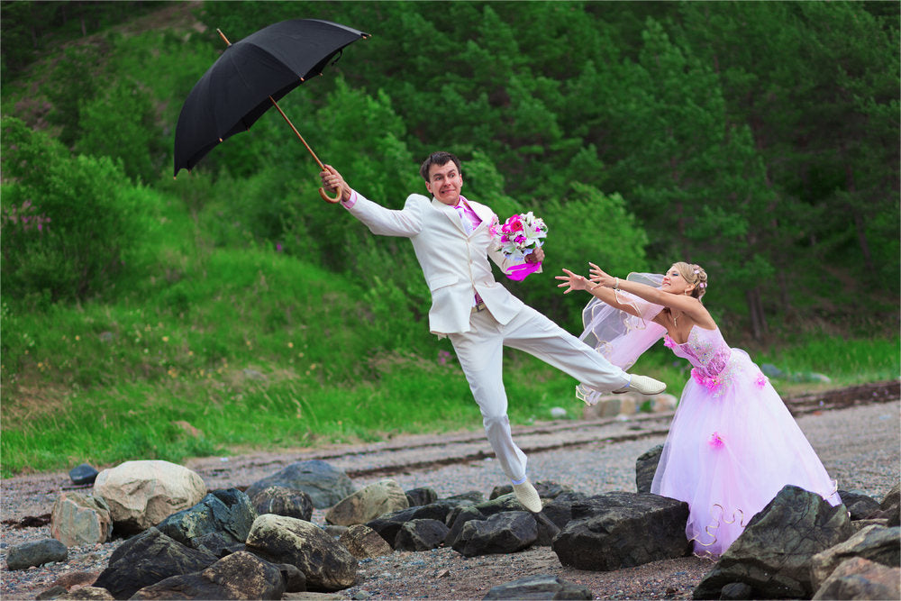 14 Aesthetic Creative and Unique Wedding Photos Ideas that Will Take You Royalty