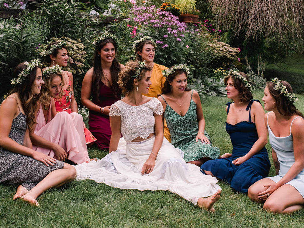 8 Best Rainbow Bridesmaid Dress Palettes for an Eccentric Wedding