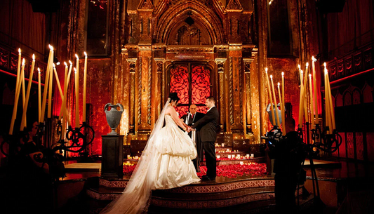 Vampire-themed Wedding: 12 Brilliant Ideas for Your “'Til Death Do Us Part” Affair