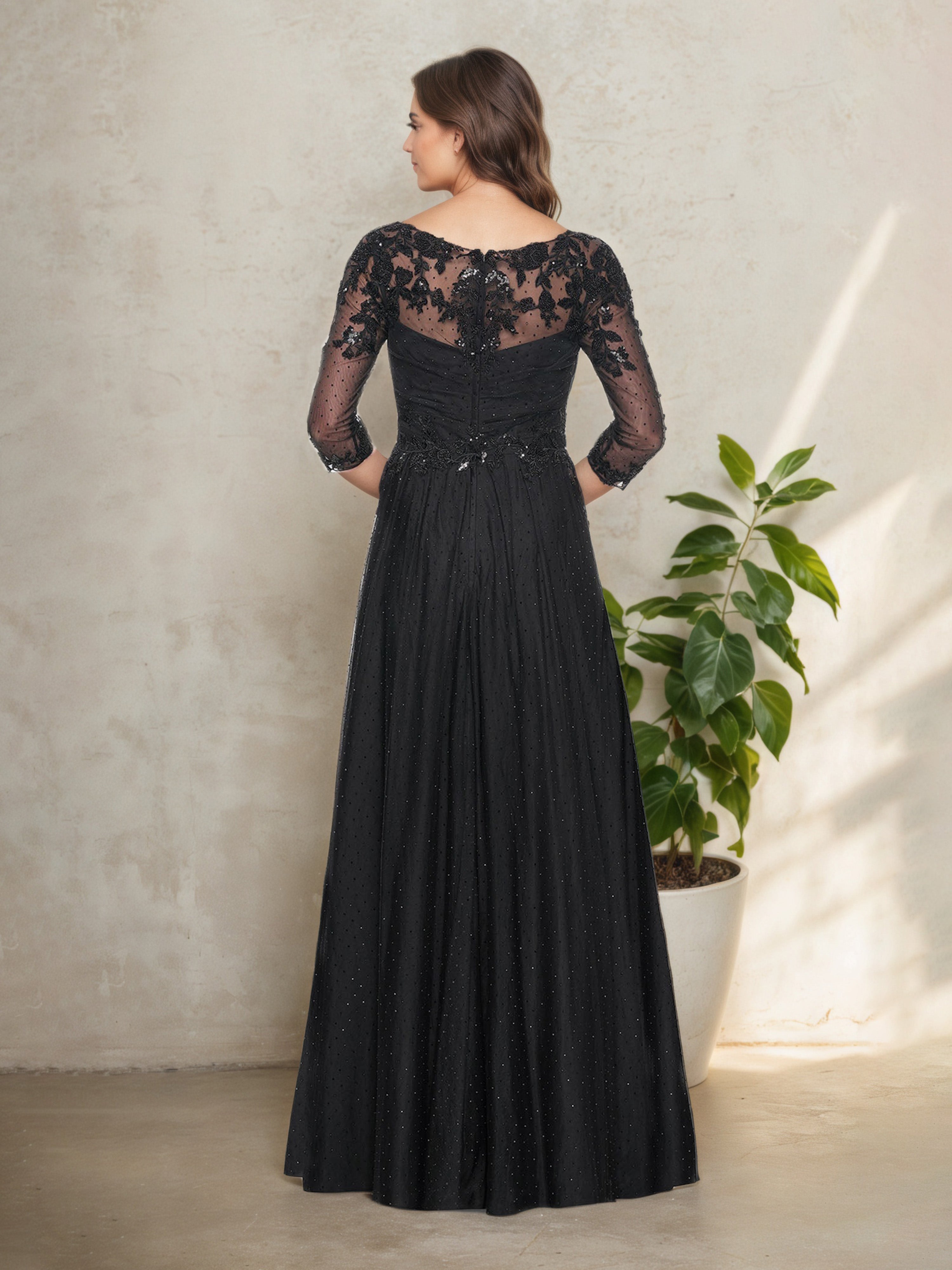 V-Neck Short 3/4 Sleeves Floor Length A-Line Mother Of The Bride Dress in Black