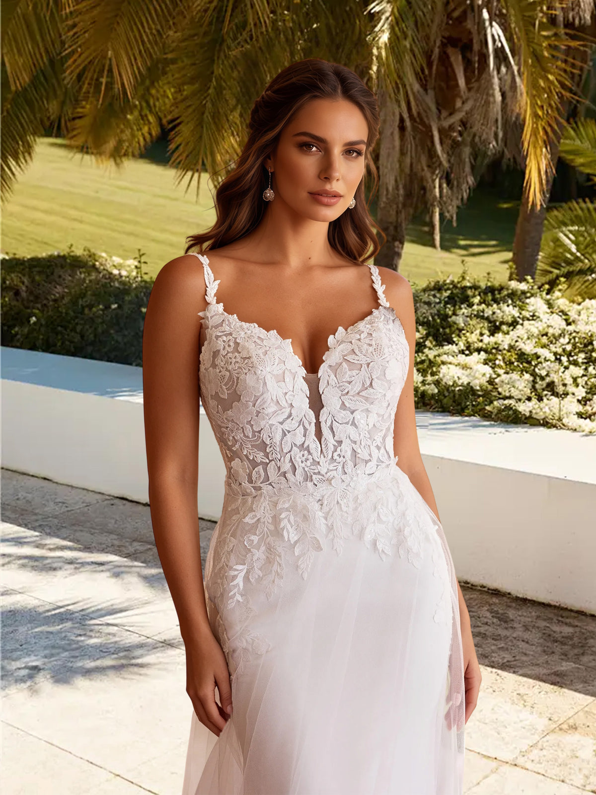 Cicinia Lace Appliques White Wedding Dresses Long Sheath Spaghetti Straps Bridal Gowns
