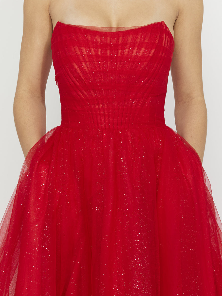 Cicinia Red Prom Dresses Long Tulle A-line Strapless Sweep Train Evening Gowns