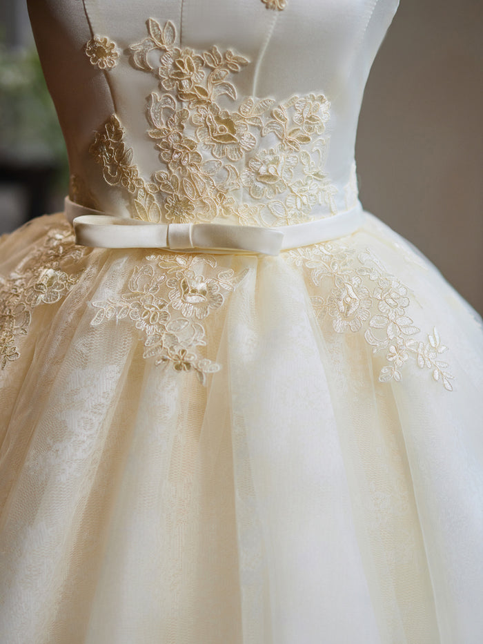 A-Line/Princess Off-the-Shoulder Short/Mini Lace Applique Homecoming Dresses main image 1