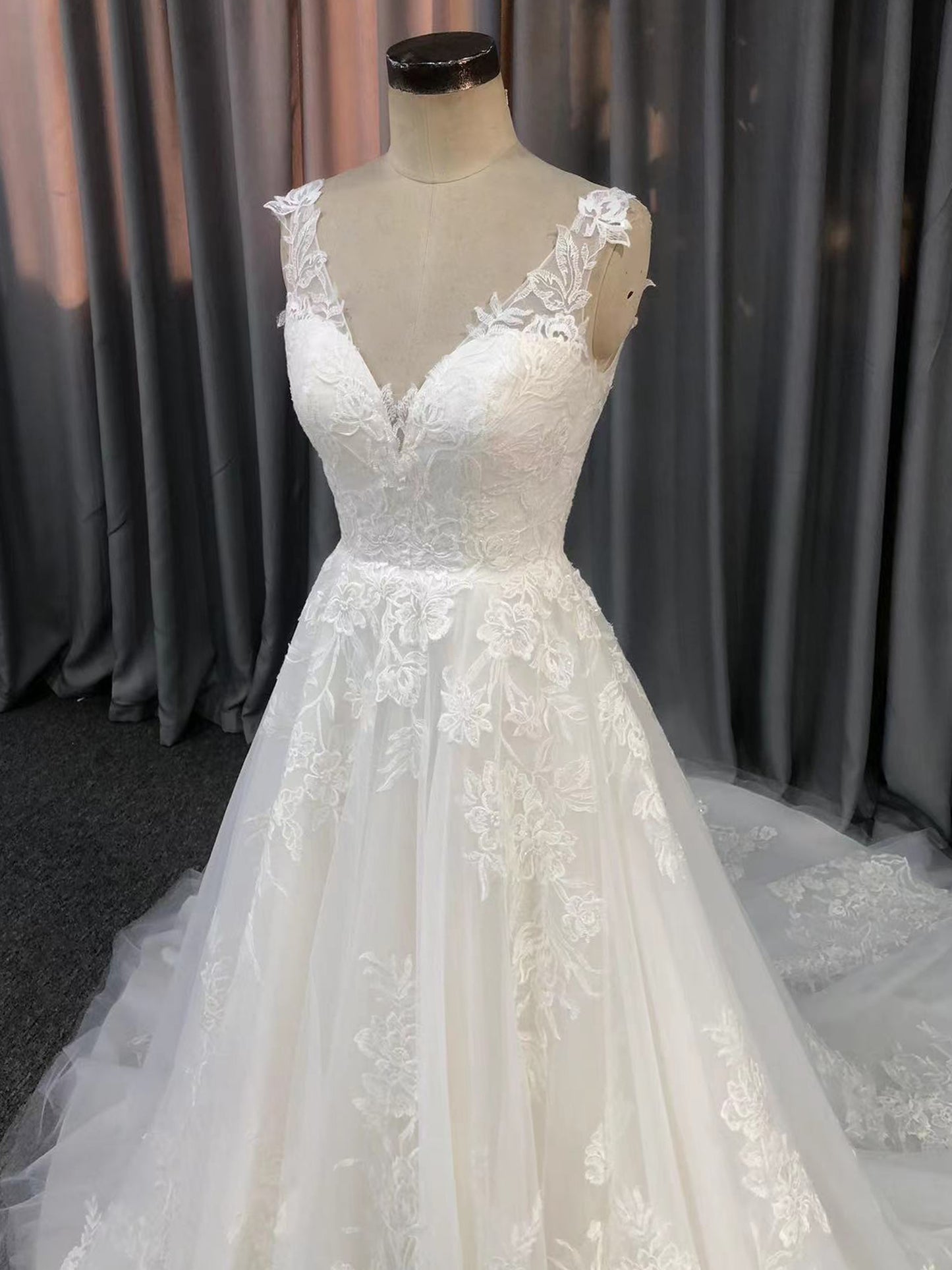 Straps V Neck  Lace Appliques A-line  Wedding Dress With Train C0010