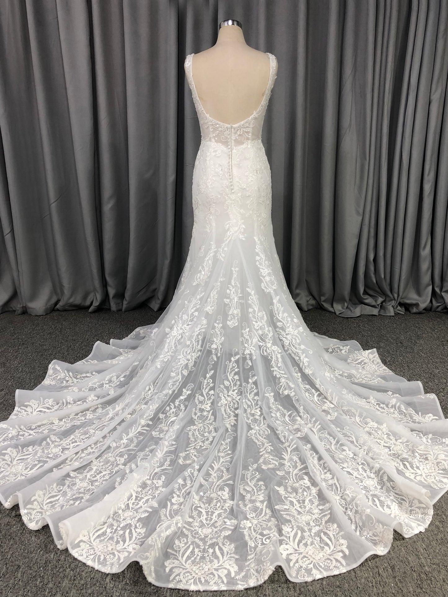 Straps Lace With Beads  Mermaid  Wedding Dress With Train C0014