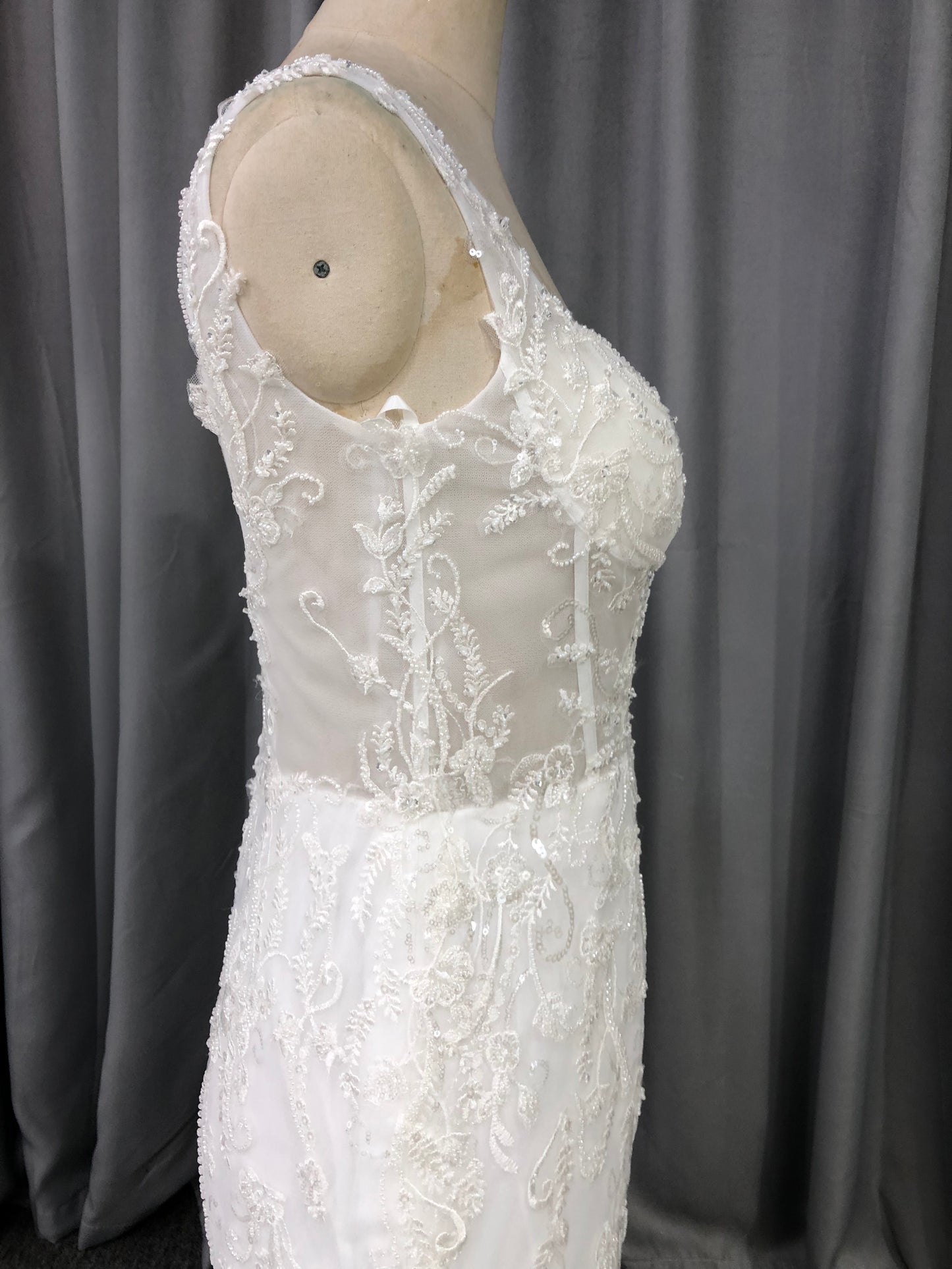 Straps Lace With Beads  Mermaid  Wedding Dress With Train C0014