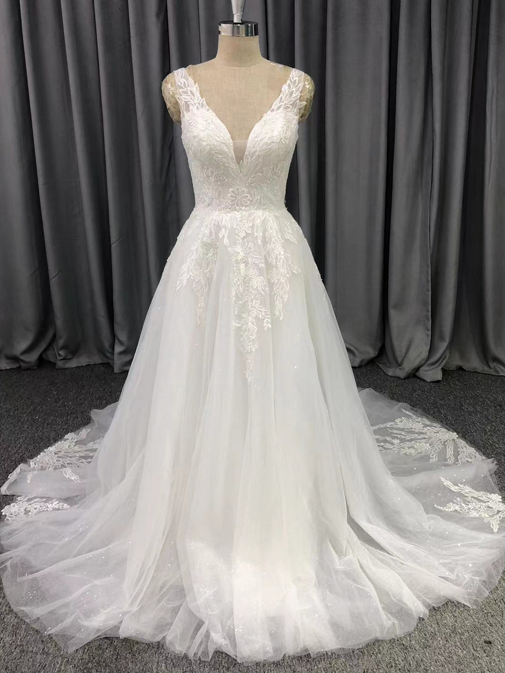 navy blue dress for baby girl Princess A-line V Neck Sleeveless Tulle Sweep Train Wedding Dress With  Appliques Lace - Wedding Dresses