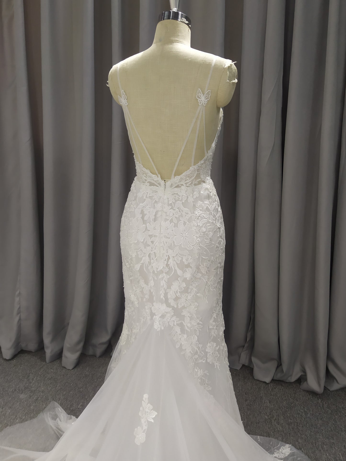 Spaghetti Straps Tulle With Lace Mermaid Wedding Dress With  Train C0025