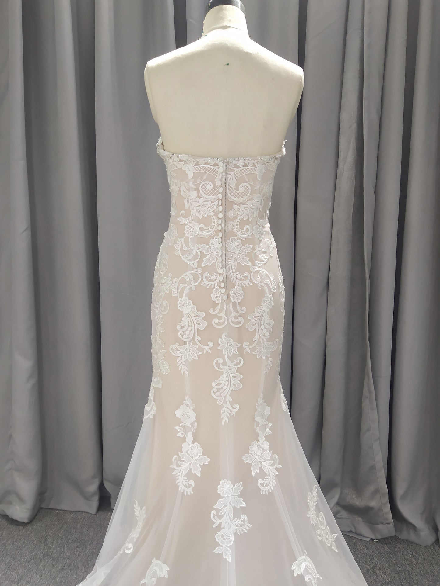 Sweetheart Neck Lace Mermaid Wedding Dress With  Train C0026