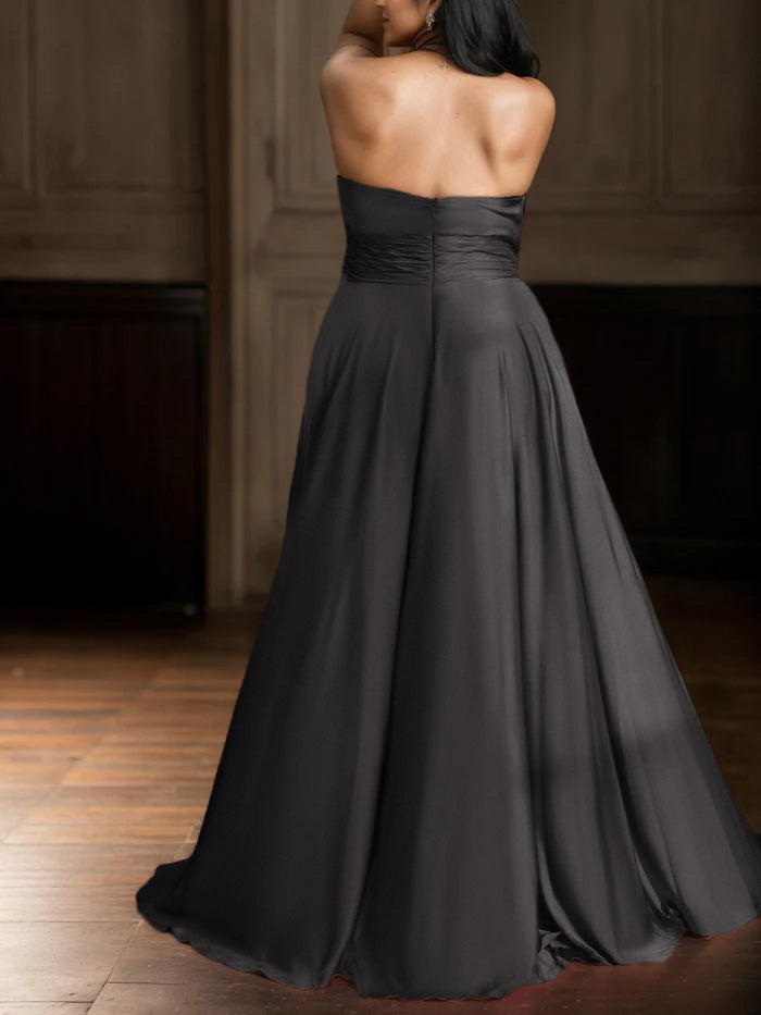 Charming Black A-line Floor Length Plus Size Prom Dresses