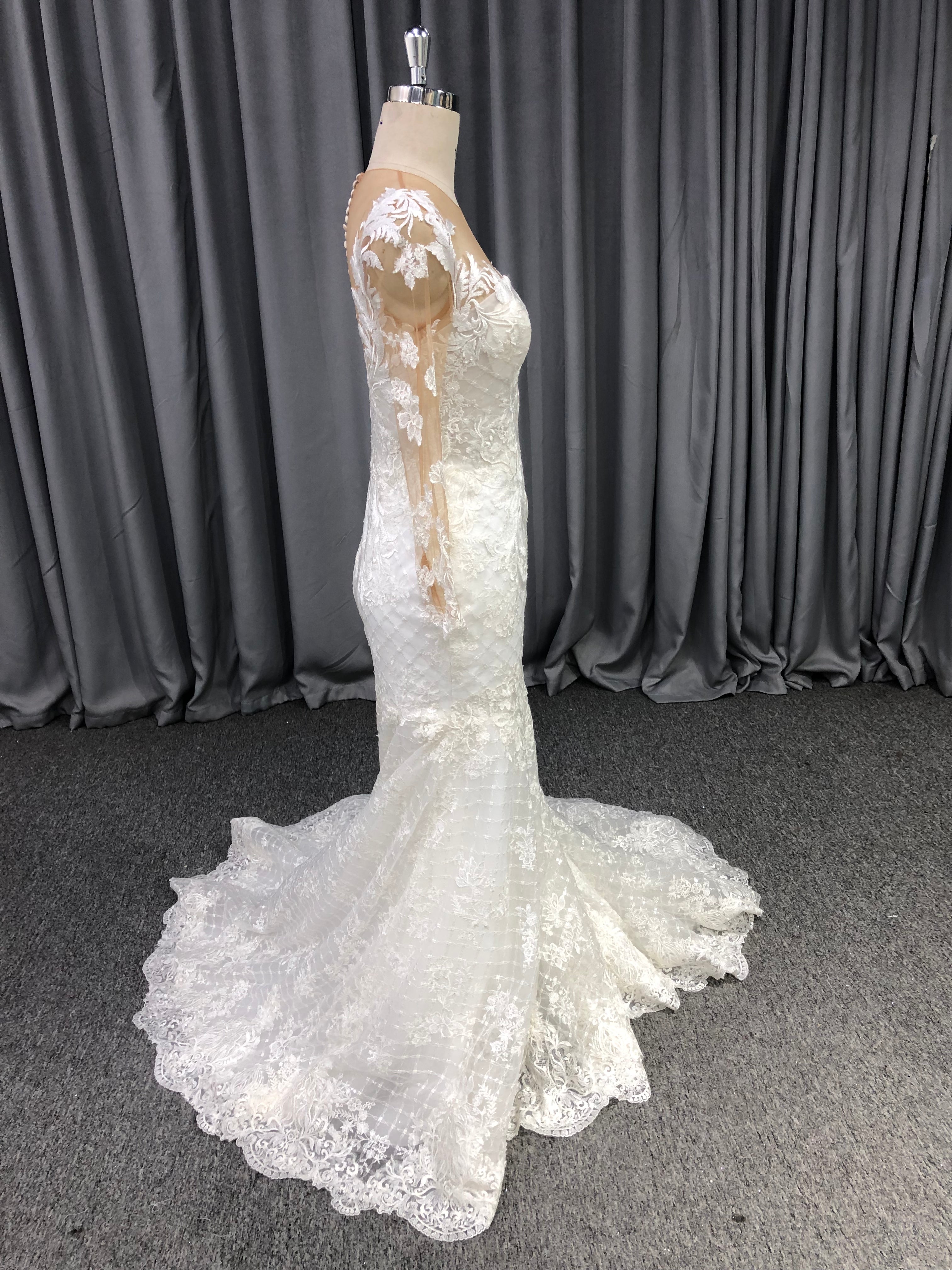 Illusion Neck Long Sleeves Lace Appliqued Mermaid Wedding Gown