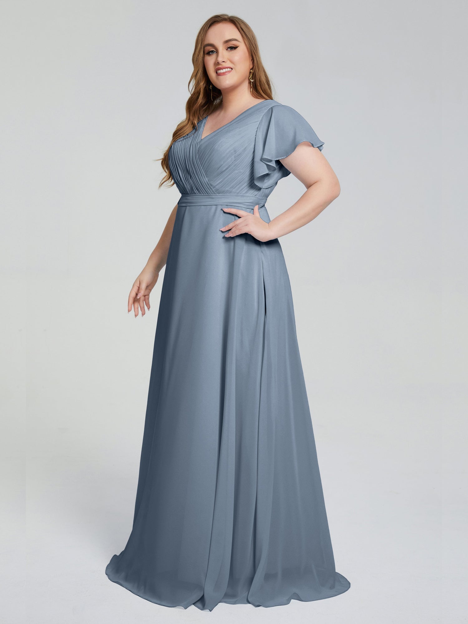https://www.cicinia.com/cdn/shop/files/brooke-plus-size-Dusty_Blue-long-bridesmaid-dresses-with-sleeves-1_c720de36-ac6f-4223-8a9f-7a7263738aac_1500x.jpg?v=1702111340