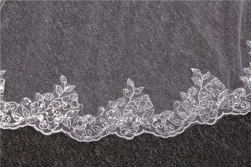 Wedding Veil One-Tier Tulle Lace Edge Chapel Veils Sequins Appliques TS91048