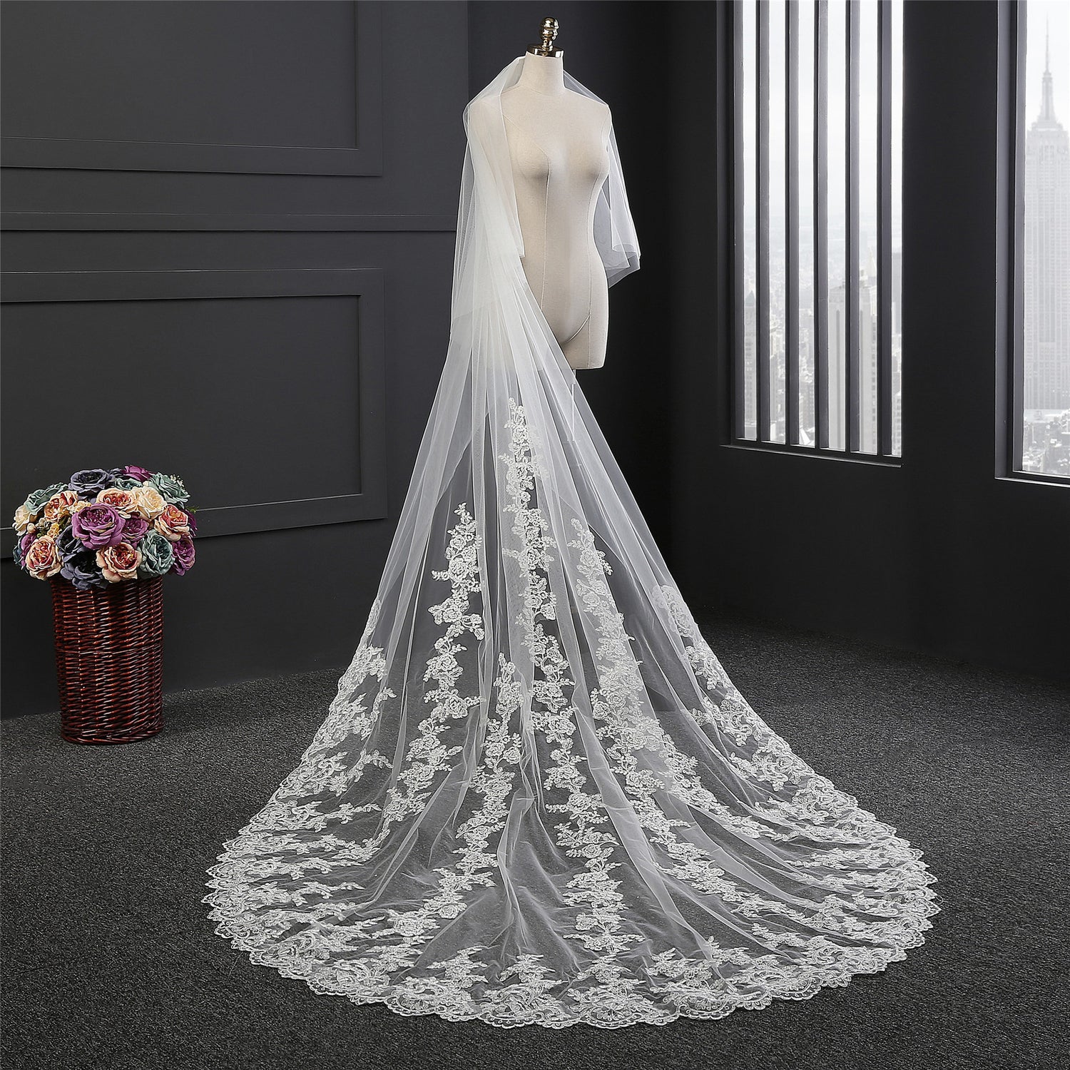 Tulle Two-tier Fingertip Bridal Veils With Applique Lace (S1090188) - Wedding  Veils - Stacees