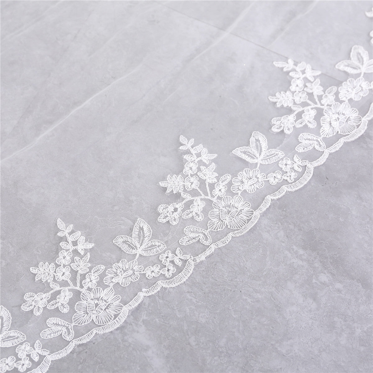 Wedding Veil One-Tier Tulle Lace Edge Cathedral Veils Appliques TS91021