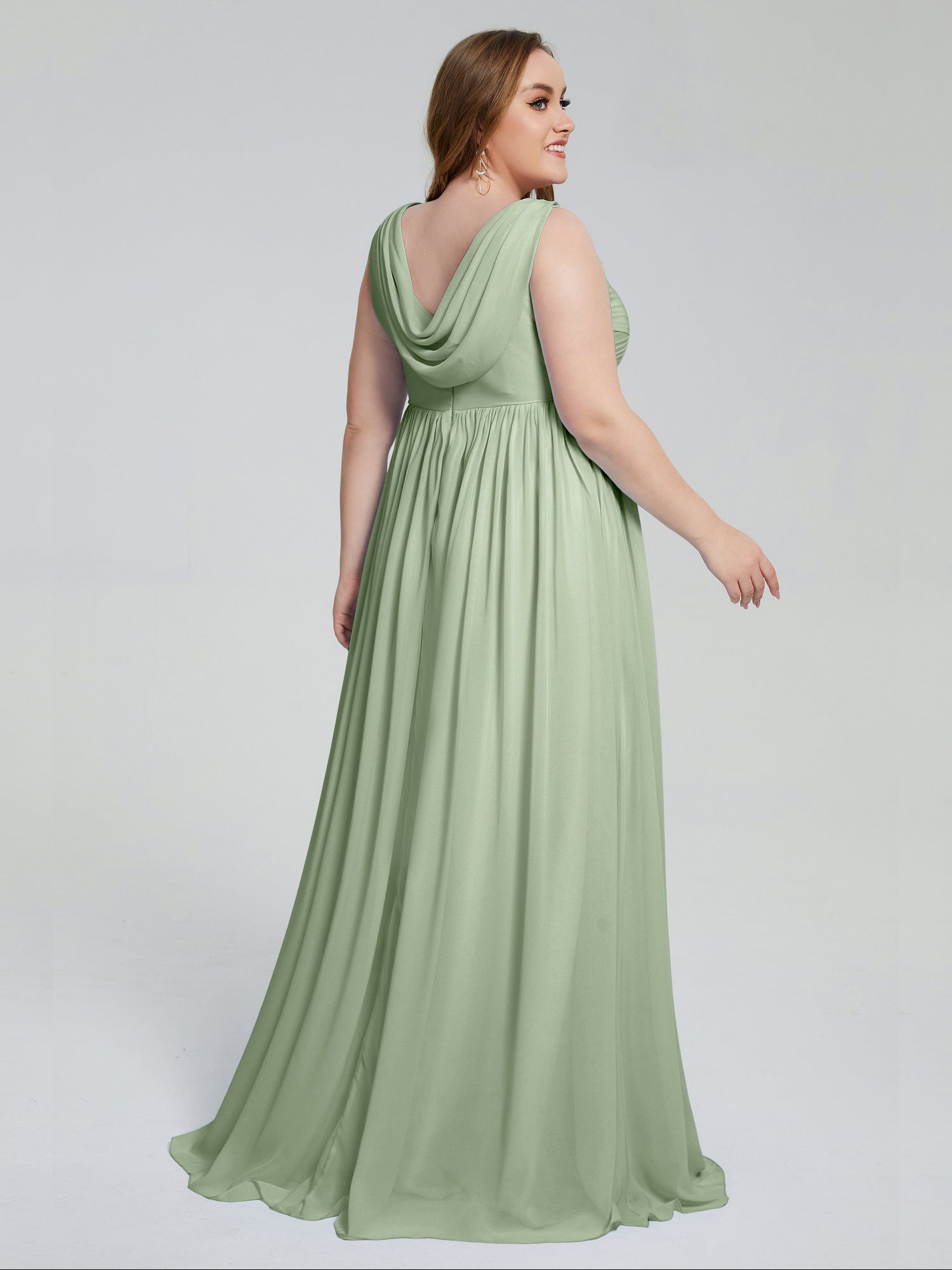 Olive green plus best sale size bridesmaid dresses